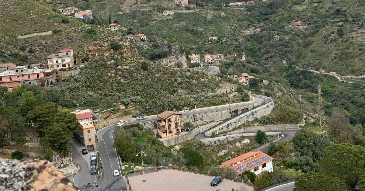 Windy and twisty roads leading up to the village of Castelmola