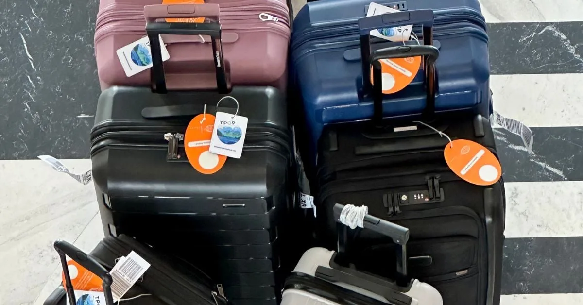Travel with Carry On Only