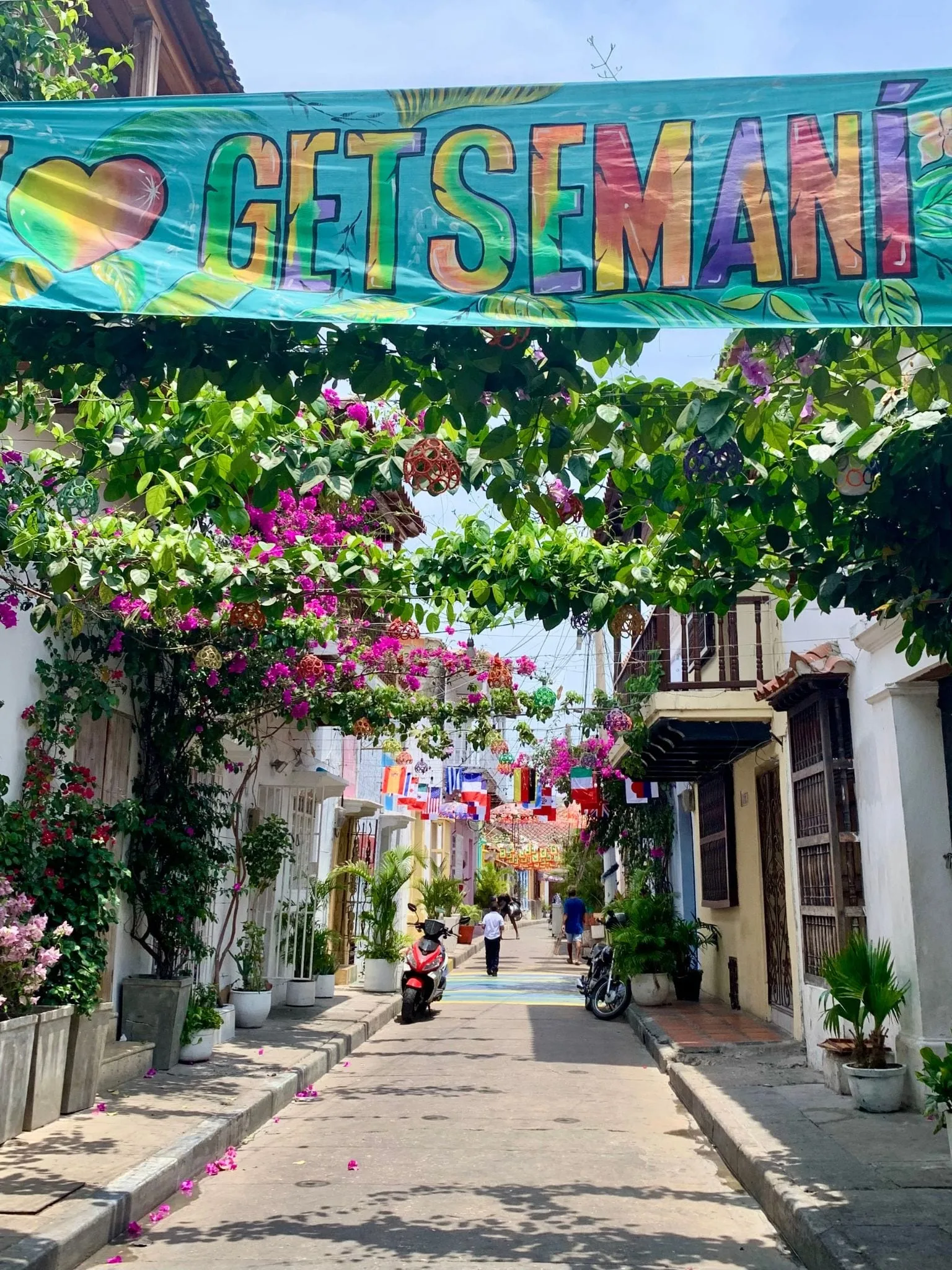 Getsemaní colourful street Cartagena