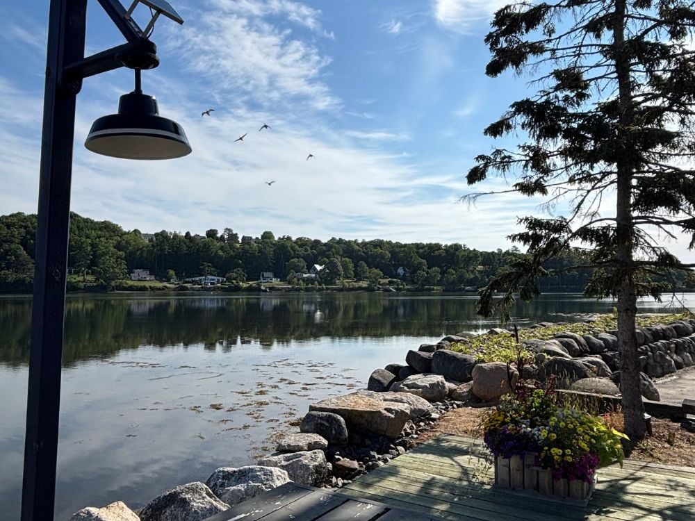Waterfront scenery in Mahone Bay
