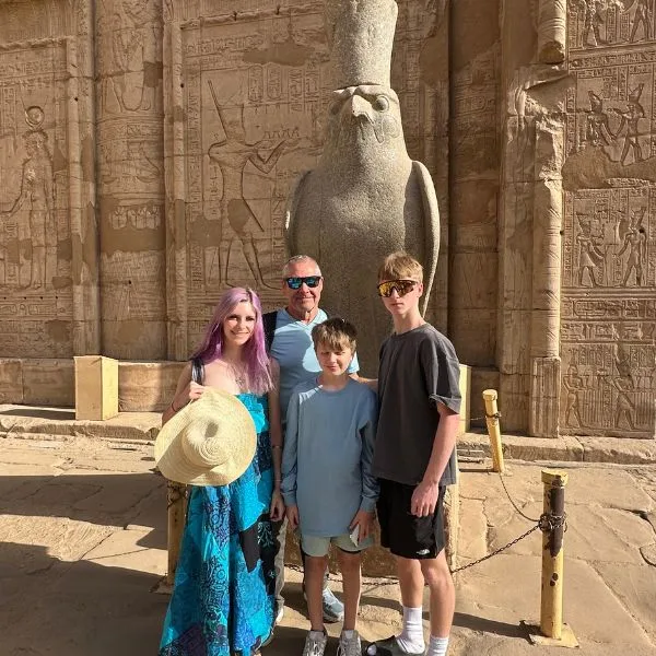 Horus-Statue-Egypt-Tour