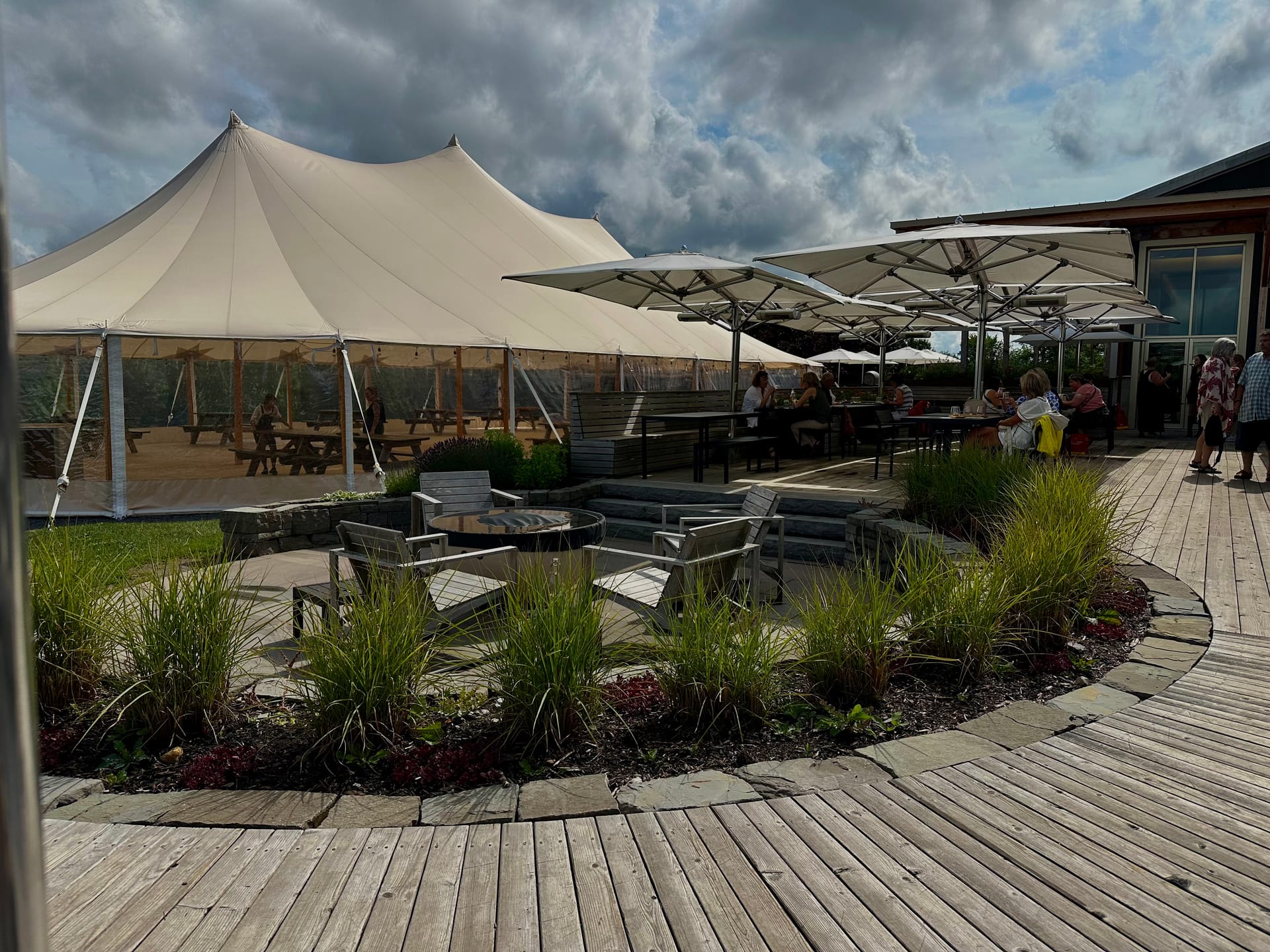 Outdoor tasting room patio at Benjamin Bridge winery