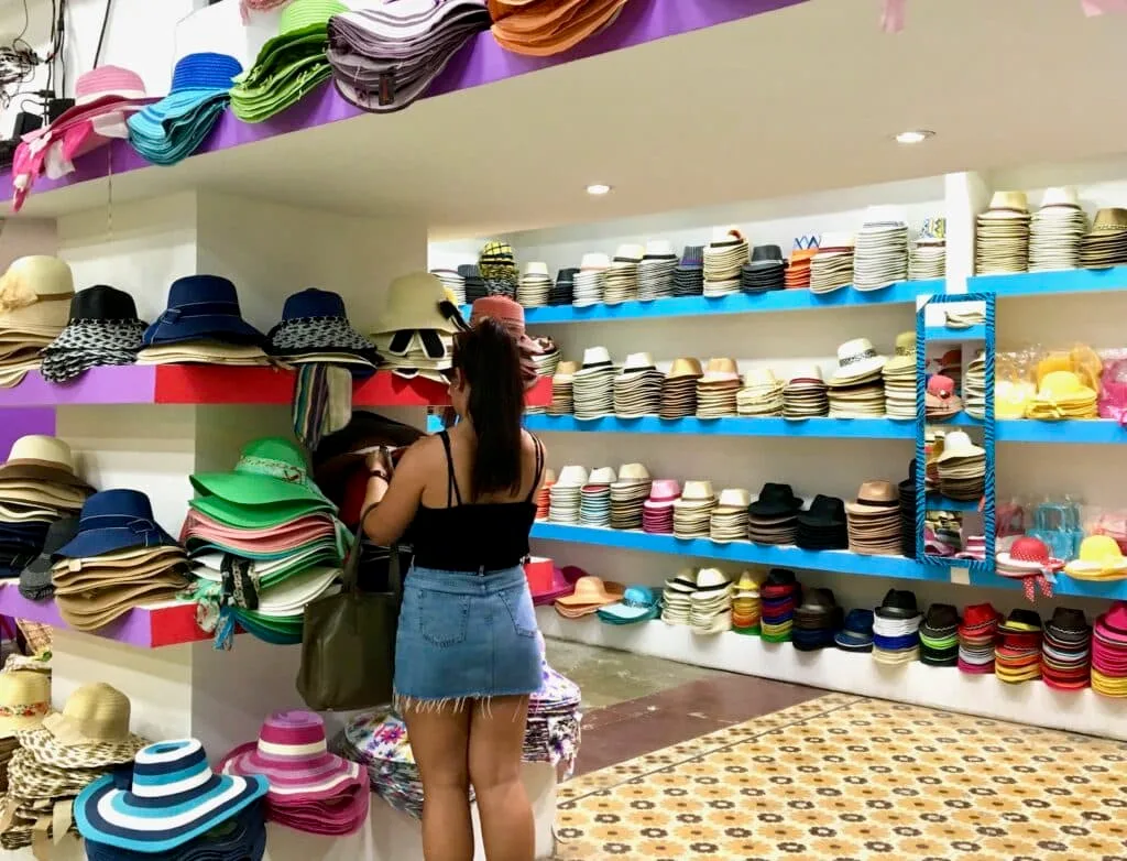 Searching for a Panama hat in Panama City