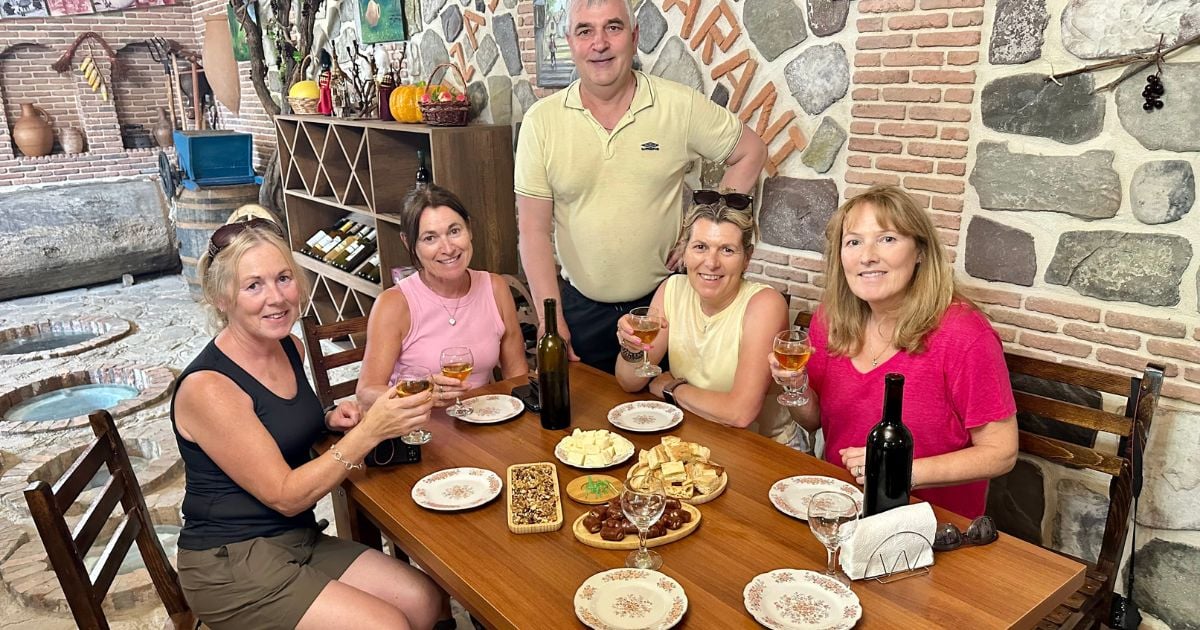 wine tasting group dinner