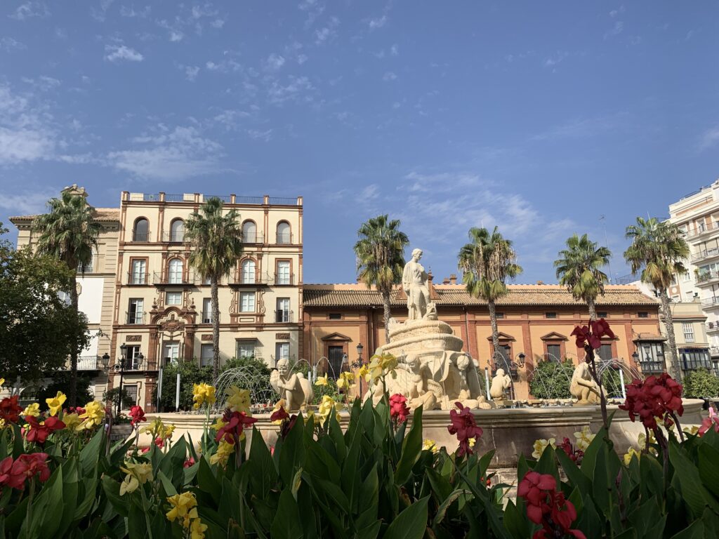 Seville has many gardens with trees, shrubs and bright flowers. Also fountains are common in the city.