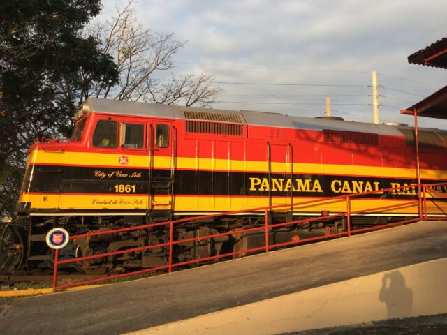A trans Panama train at a train station.