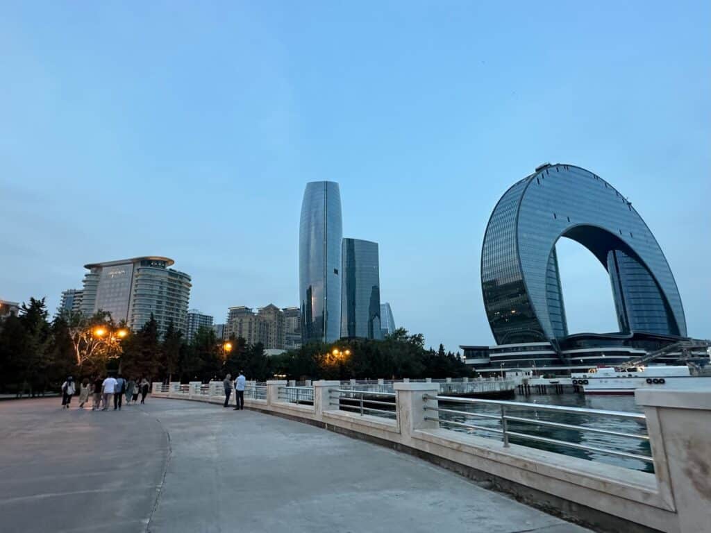 Boulevard in Baku