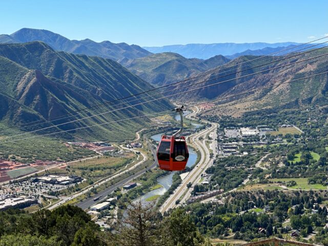 Gondola ride Glenwood Springs mid way over the valley. A great stop off between Denver and Palisade.