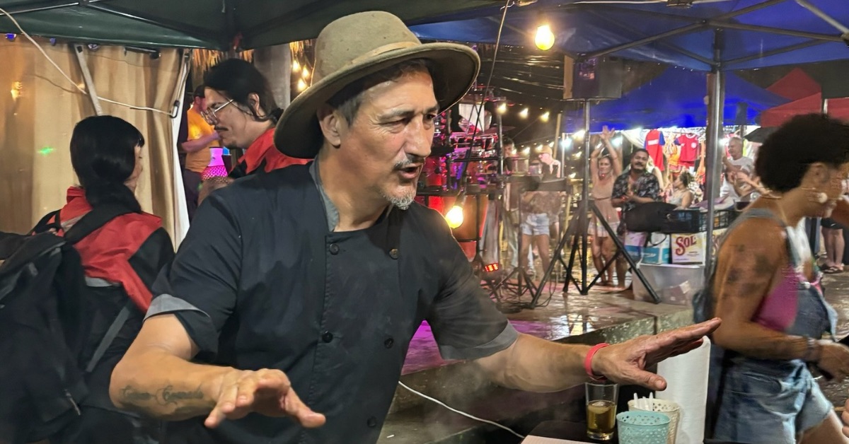 People dancing at a night market in Tamarindo.